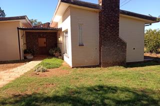 4 Bedroom Property for Sale in Philippolis Free State